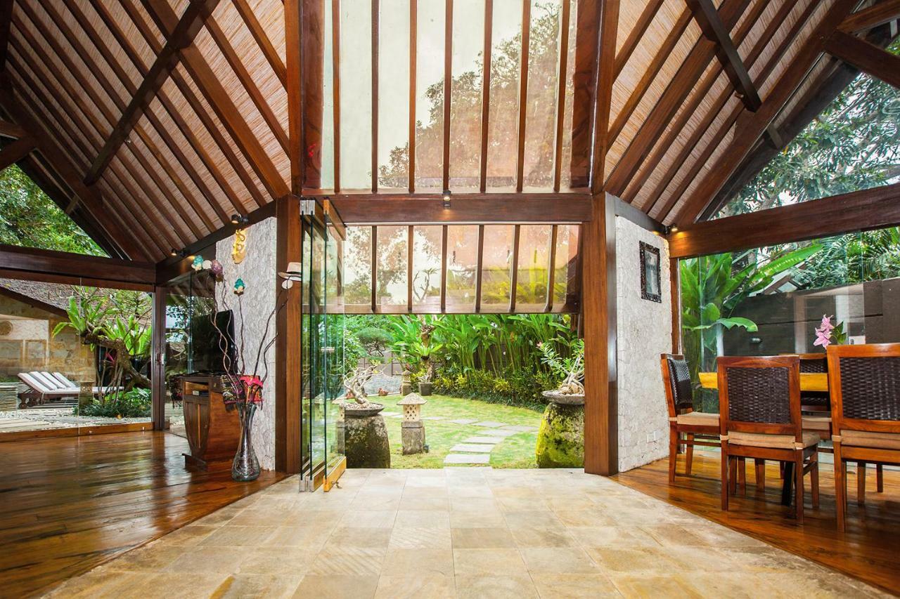 Seminyak Villa Kalyca Exterior photo