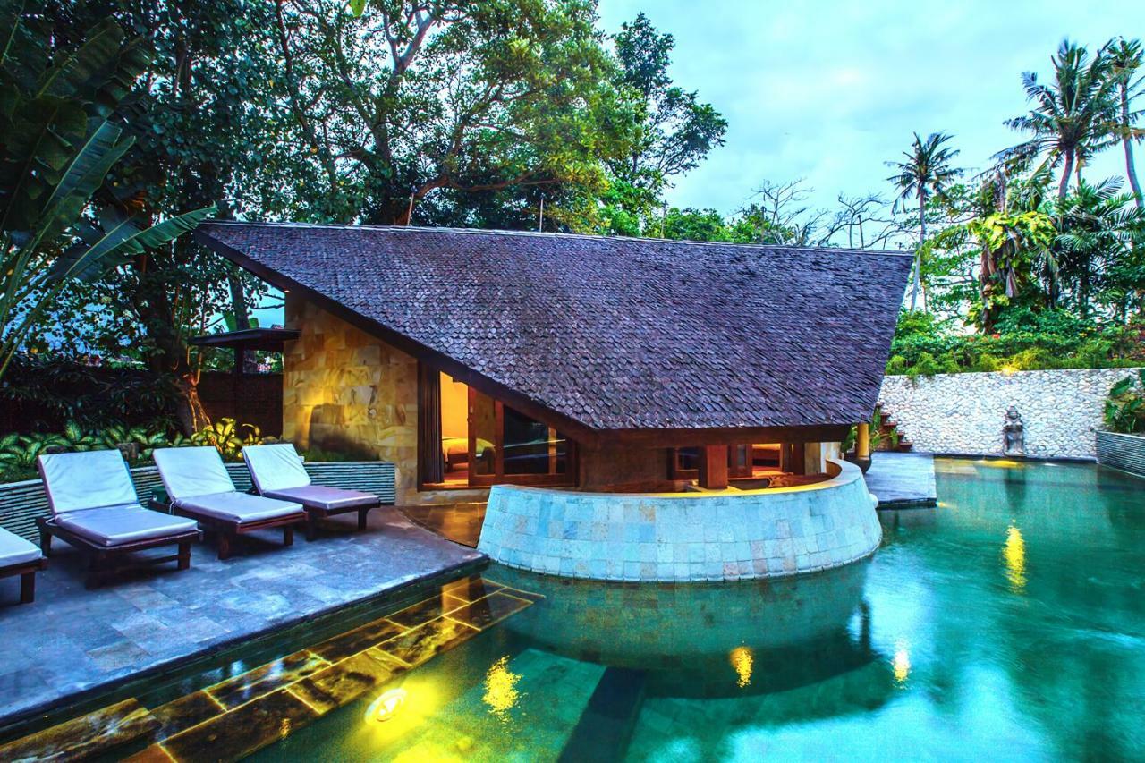 Seminyak Villa Kalyca Exterior photo