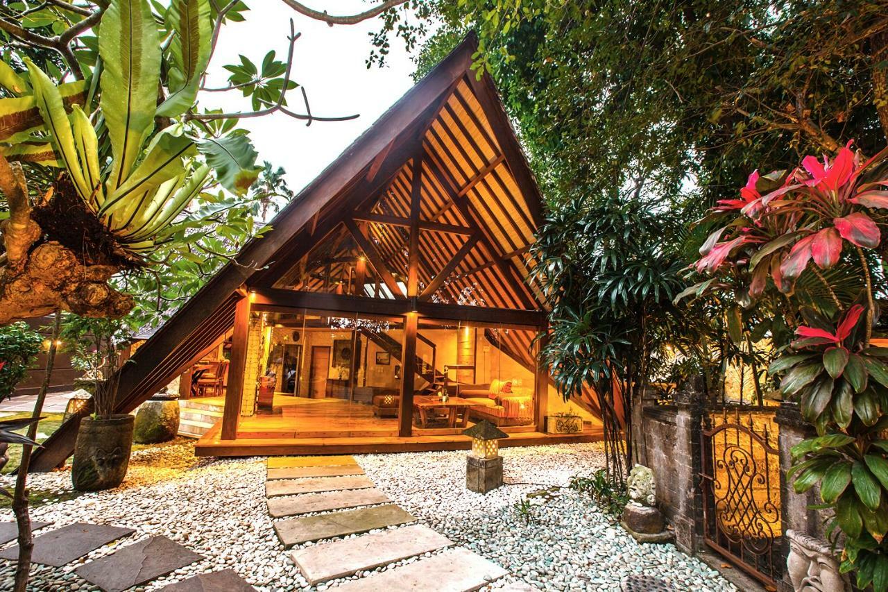 Seminyak Villa Kalyca Exterior photo