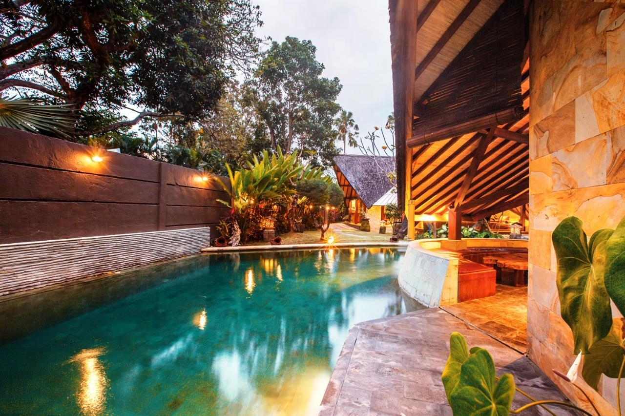 Seminyak Villa Kalyca Exterior photo